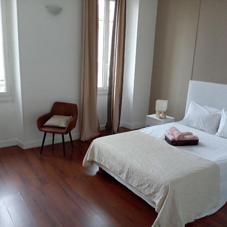Quartier Le Plus Anime De Marseille "La Plaine Cours Julien "Chambre Avec Salle De Bain Wc Privee Integrees "Dans Appartement Kültér fotó
