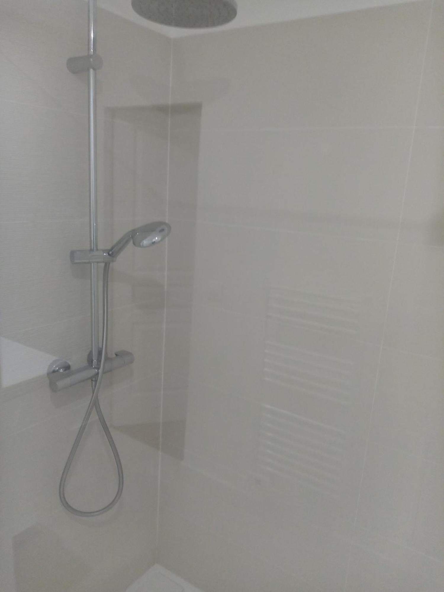 Quartier Le Plus Anime De Marseille "La Plaine Cours Julien "Chambre Avec Salle De Bain Wc Privee Integrees "Dans Appartement Kültér fotó