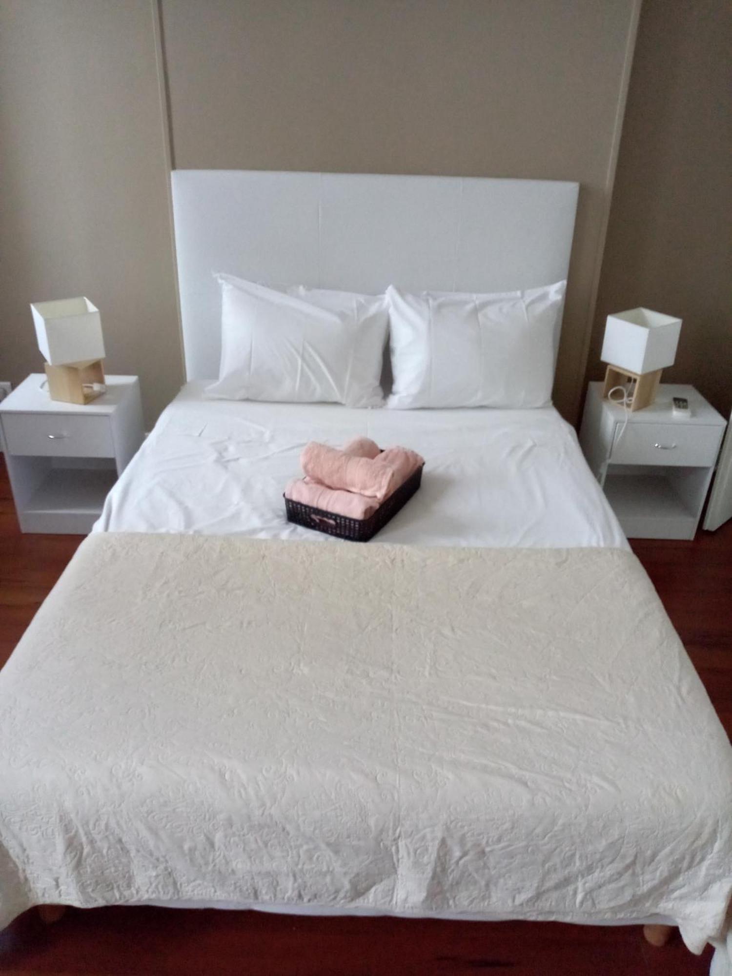 Quartier Le Plus Anime De Marseille "La Plaine Cours Julien "Chambre Avec Salle De Bain Wc Privee Integrees "Dans Appartement Kültér fotó