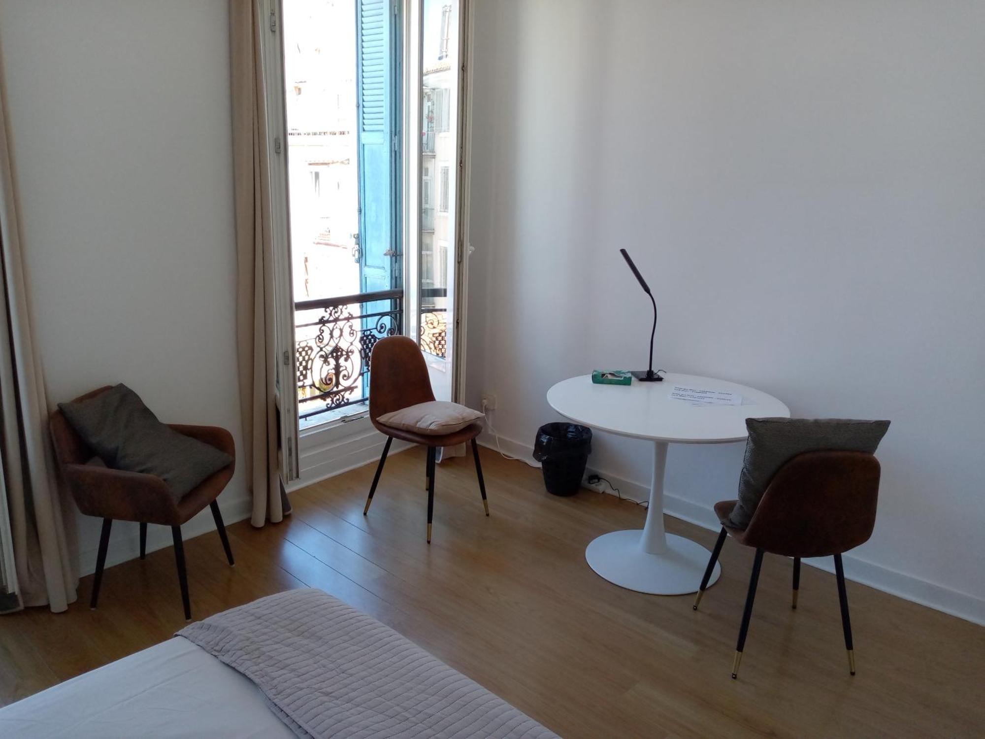 Quartier Le Plus Anime De Marseille "La Plaine Cours Julien "Chambre Avec Salle De Bain Wc Privee Integrees "Dans Appartement Kültér fotó