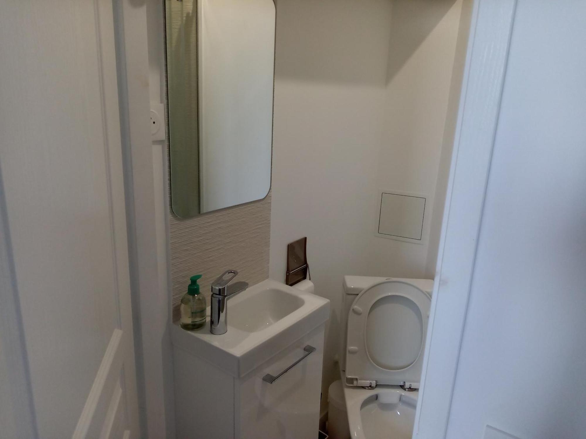 Quartier Le Plus Anime De Marseille "La Plaine Cours Julien "Chambre Avec Salle De Bain Wc Privee Integrees "Dans Appartement Kültér fotó